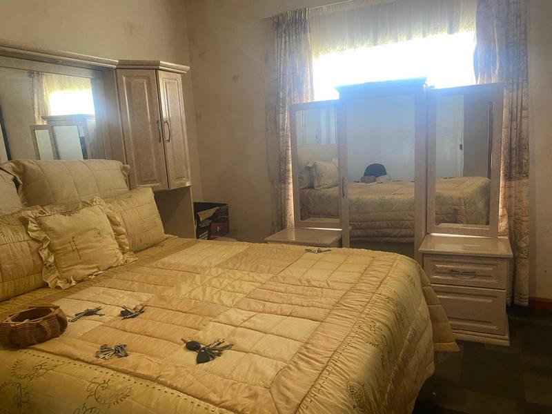 6 Bedroom Property for Sale in Elliot Eastern Cape